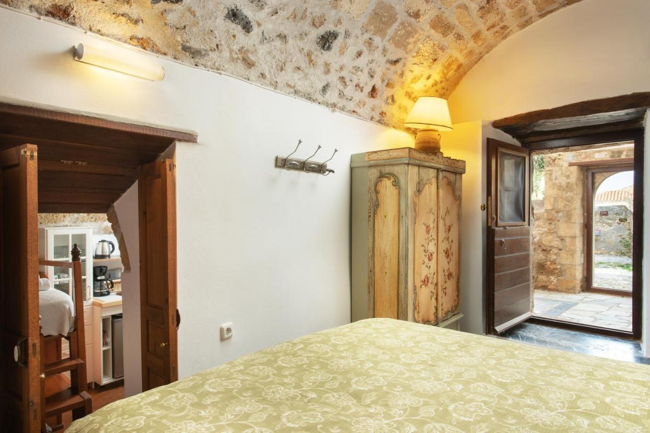 Dorovinis Monemvasia Castlehouses Exterior photo
