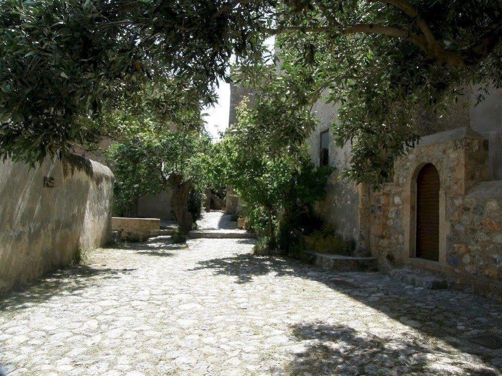 Dorovinis Monemvasia Castlehouses Exterior photo